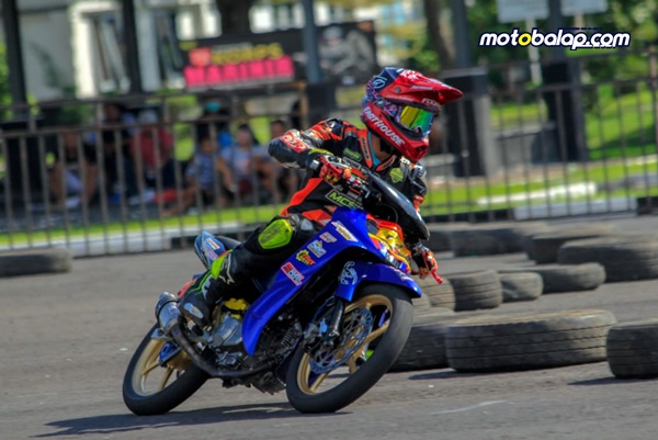 Muncul Sebagai Tim Privater, Farudila Adam Raih Empat Podium di Rabbani MX ft Shila 57 Supermoto & Road Race JATIM 2020