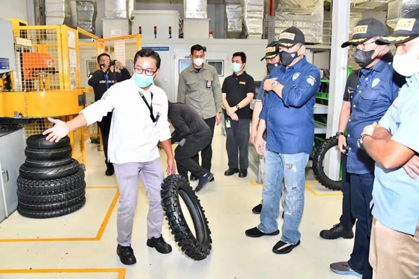 Kunjungi Pabrik Ban Pirelli di Subang Bamsoet Ajak Majukan Olahraga Otomotif Indonesia