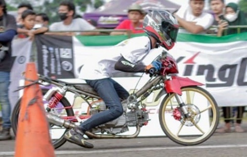 Bak Roket, Bebek 200 cc Flag Engine CV. Dua Srikandi AMRF Koizumi ADD Creampie Ipone Dishframe Amankan Podium Kehormatan Di Kelas Paling Bergengsi Abad Ini