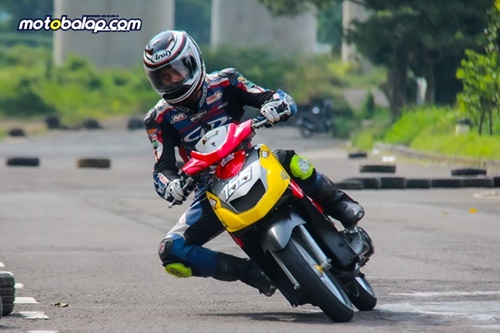AR Speed Race Kasih Bukti di Balap Matic Jagabaya Road Race Championship 2022 Brigif