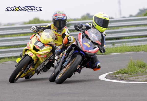 Hasil Lengkap QTT Semua Kelas Kejurnas Motoprix Region B di Surabaya