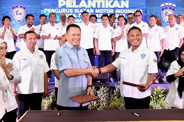 Lantik Pengurus IMI NTB, Ketua IMI Pusat Dorong Peningkatan Prestasi Atlit Balap