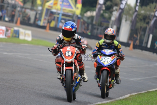 Veda Ega Pratama (ART Yogyakarta) Jawara Race 1 Rookie Kejurnas Motoprix Region B Putaran 3 SIKC
