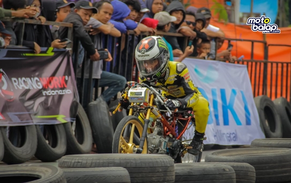 Sedikit Bergeser Dari Biasanya, Begini Layout Sirkuit Non Permanen Halaman Stadion Kanjuruhan Gelaran Giri Palma Pirelli Drag Bike Tiga Pilar
