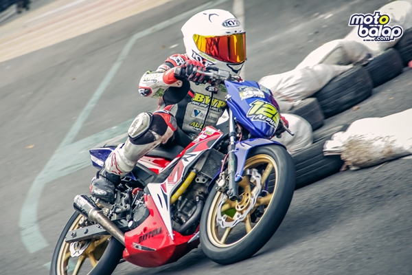 Ikuti Jejak Sang Ayah, Araya Raditia Akmal Siap Dongkrak Prestasi di Musim Balap Motor 2023