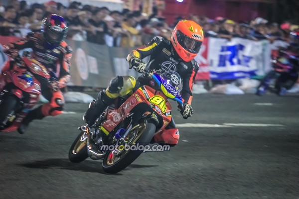 Sulung Giwa Kasih Kejutan, Raih Dobel Podium Underbone Bersama Tim ADS Creactive Bipola Children di LFN HP 969 Road Race Purwokerto