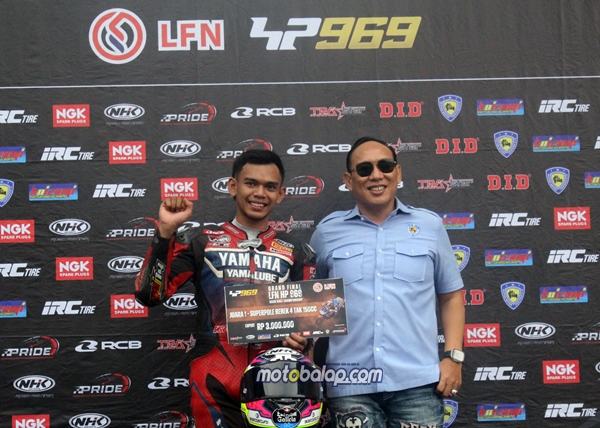 Alfi Husni Meraih Gelar Tercepat Superpole Expert di Final LFN HP 969 Road Race Championship Sentul
