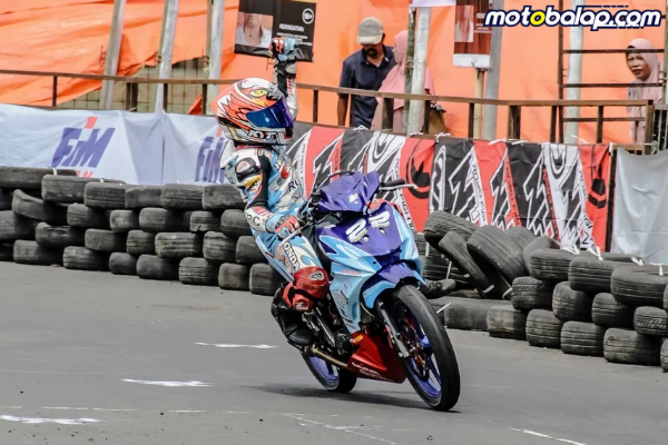 Perdana Turun Di MCR Seri 3 Malang, Omar Bule persembahan Dua Podium Bagi Tim Honda Laturama Bams Racing.