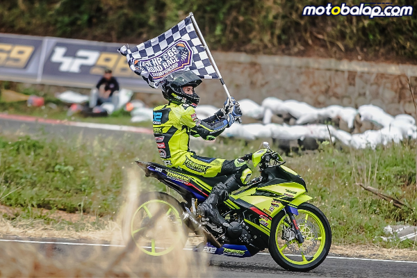 Dimas Juliatmoko Jadi Yang Terbaik Di Kelas 4 Tak Expert LFN HP 969 Road Race Championship 2024 RD. 2