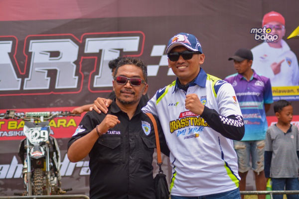 Kolaborasi Hebat Lanud TNI AU Wiriadinata Bareng Pengcab IMI Kota Tasikmalaya Sukseskan Kejurda Grasstrack & Kejurda Drag Bike Jabar