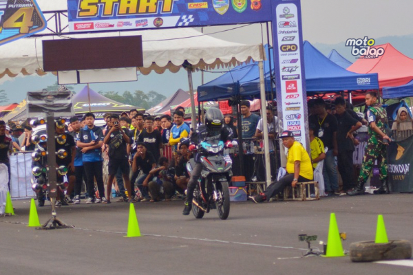 Tim BJ & Friend X Kuramo Speed Borong Piala Kejurda Dragbike Jabar Putaran 4 Pakai MX King Spek Roadrace