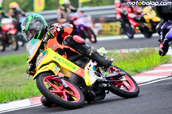 Aksi Devi Tembong Pada Final LFN HP 969 Surabaya