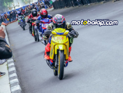 Azam Varis P129 Konsisten catatkan Podium Lewat Ikrom Gaza Serta M Faizal Pada gelaran Sinergitas Malang Raya Road Race Supermoto Championship Seri 1